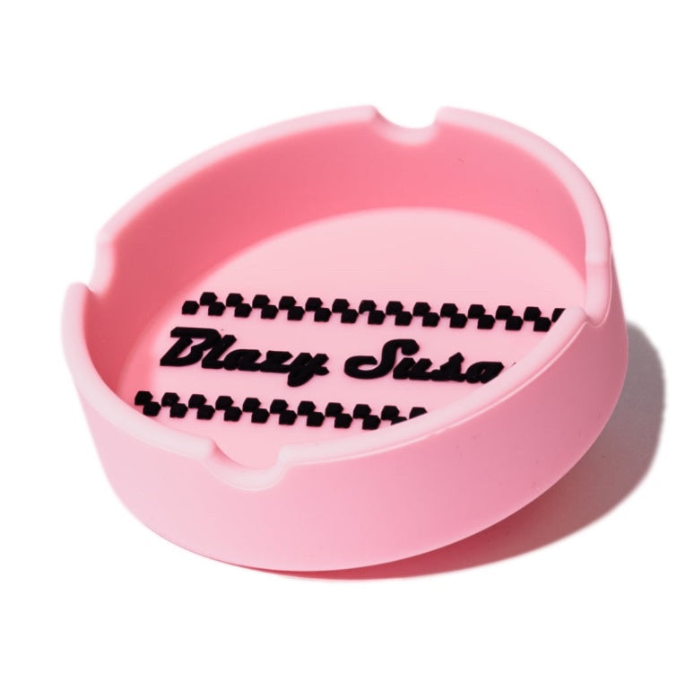 Blazy Susan silicone ashtray